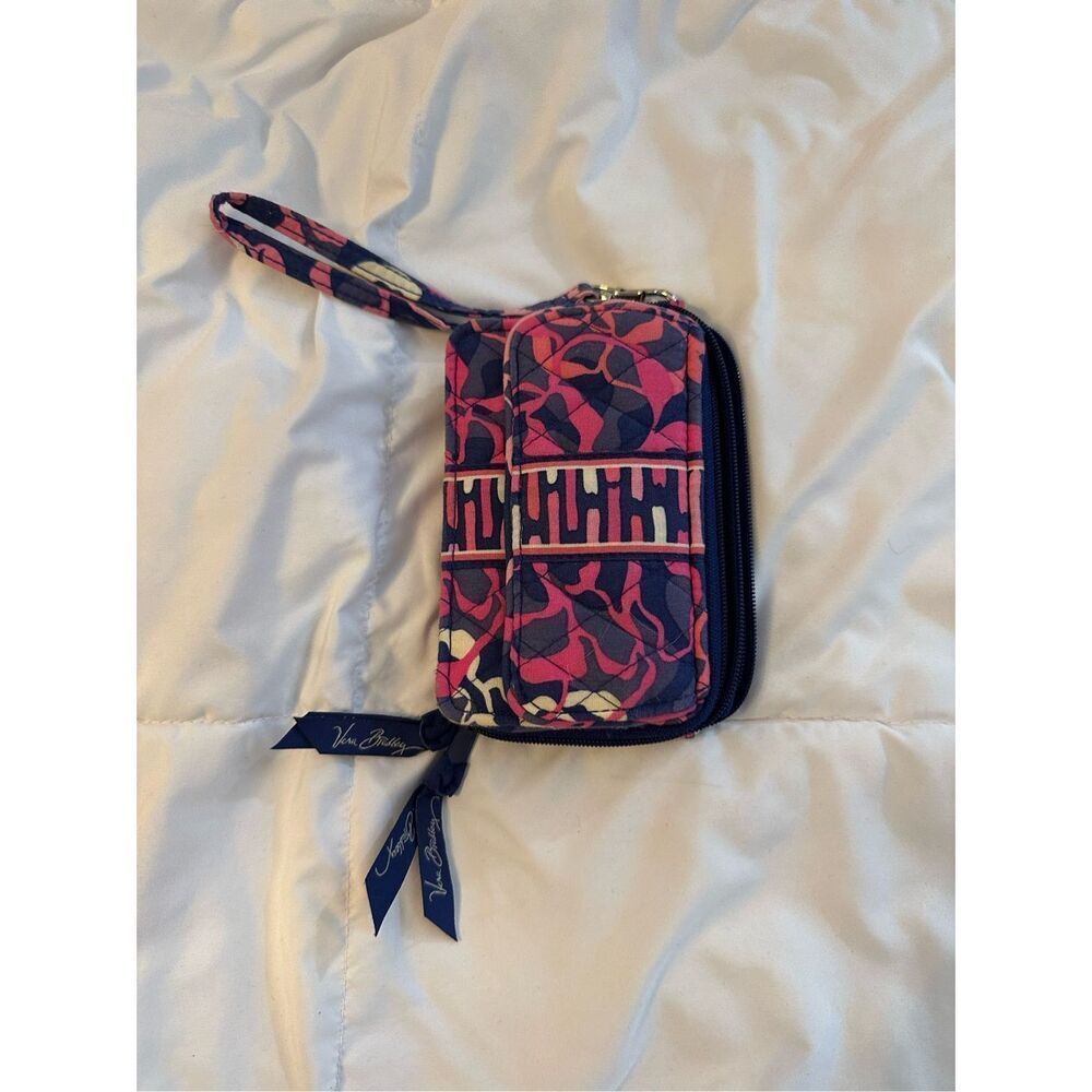 Vera Bradley Women's All In One Quilted Purse Wallet Wristlet Katalina Pink Navy